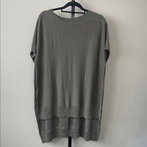 Lululemon Woman’s One Size Gray Knit Tunic Top Dolman Sleeve High-Low Hem